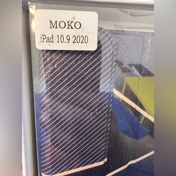 iPad Air 4th Gen 2020 10.9 Inch Trifold Tablet Cover Removable Wireless Keyboard - Picture 5 of 13